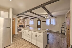 House (3 Bedrooms) | Interior - Cozy Poconos Ranch Home w/ Pool Access, Near Lake! (Gouldsboro)