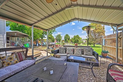 Quaint Garden City Studio w/ Hot Tub: Pets Welcome