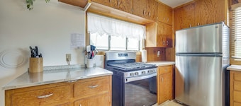 Charming Trinidad Home ~ 2 Mi to Main Street!