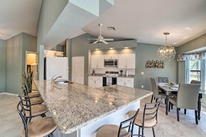 منزل (3 Bedrooms) | المنشأة من الداخل