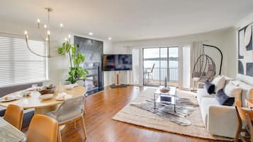 Apartment (2 Bedrooms) | Front of property