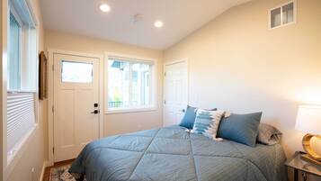 Cottage (2 Bedrooms) | Interior