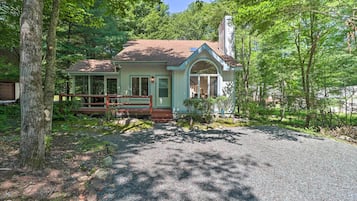 Cottage (3 Bedrooms) | Exterior