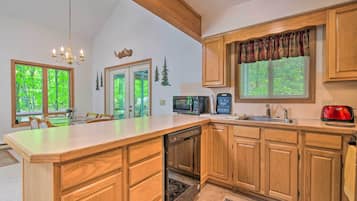 Cottage (3 Bedrooms) | Interior