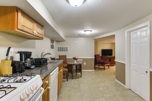 Apartment (2 Bedrooms) | Interior - Seaside Heights Apt < 2 Blocks to Boardwalk! (Seaside Heights)