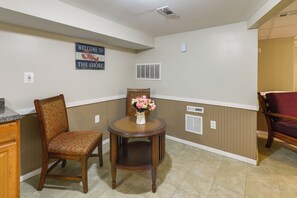 Apartment (2 Bedrooms) | Interior