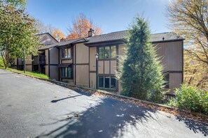 Apartment (3 Bedrooms) | Interior - < 1/2 Mi to Sugar Mountain Resort: Cozy Condo! (Banner Elk)