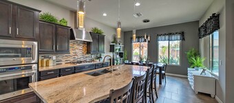 Surprise Home w/ Pool, Hot Tub & Putting Green