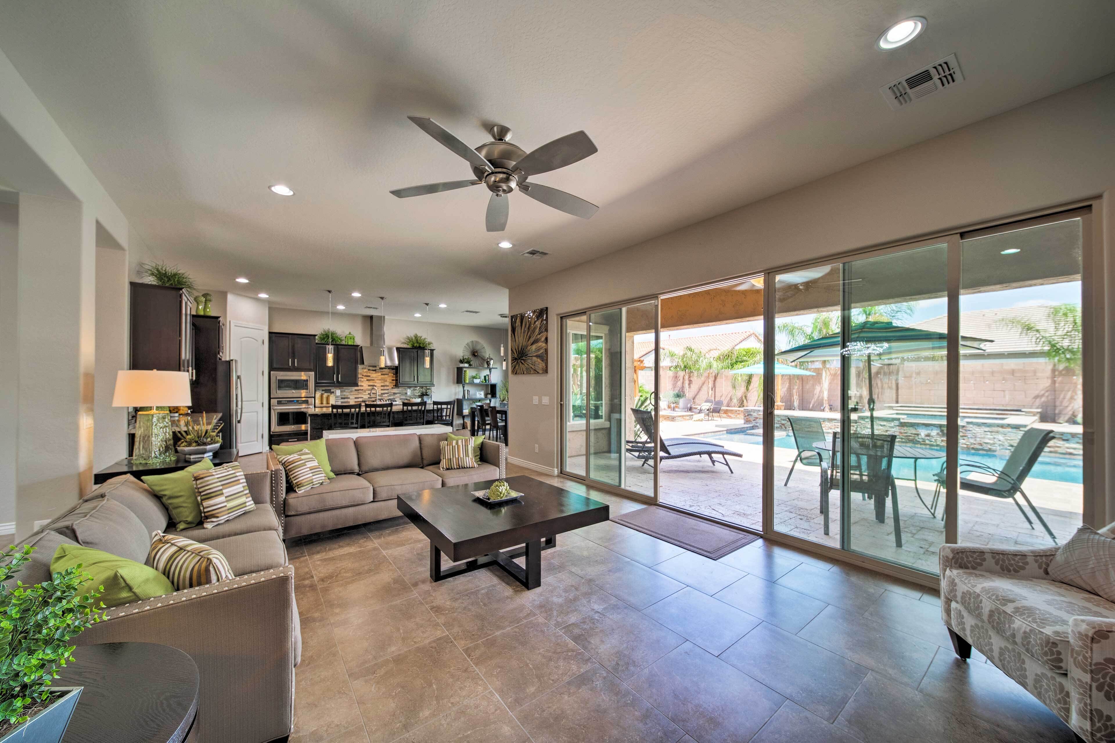 House (4 Bedrooms) | Interior