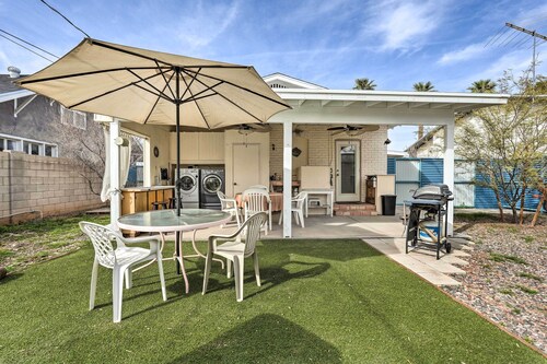 Annies Green Bungalow: 2 Mi to Downtown Phoenix!