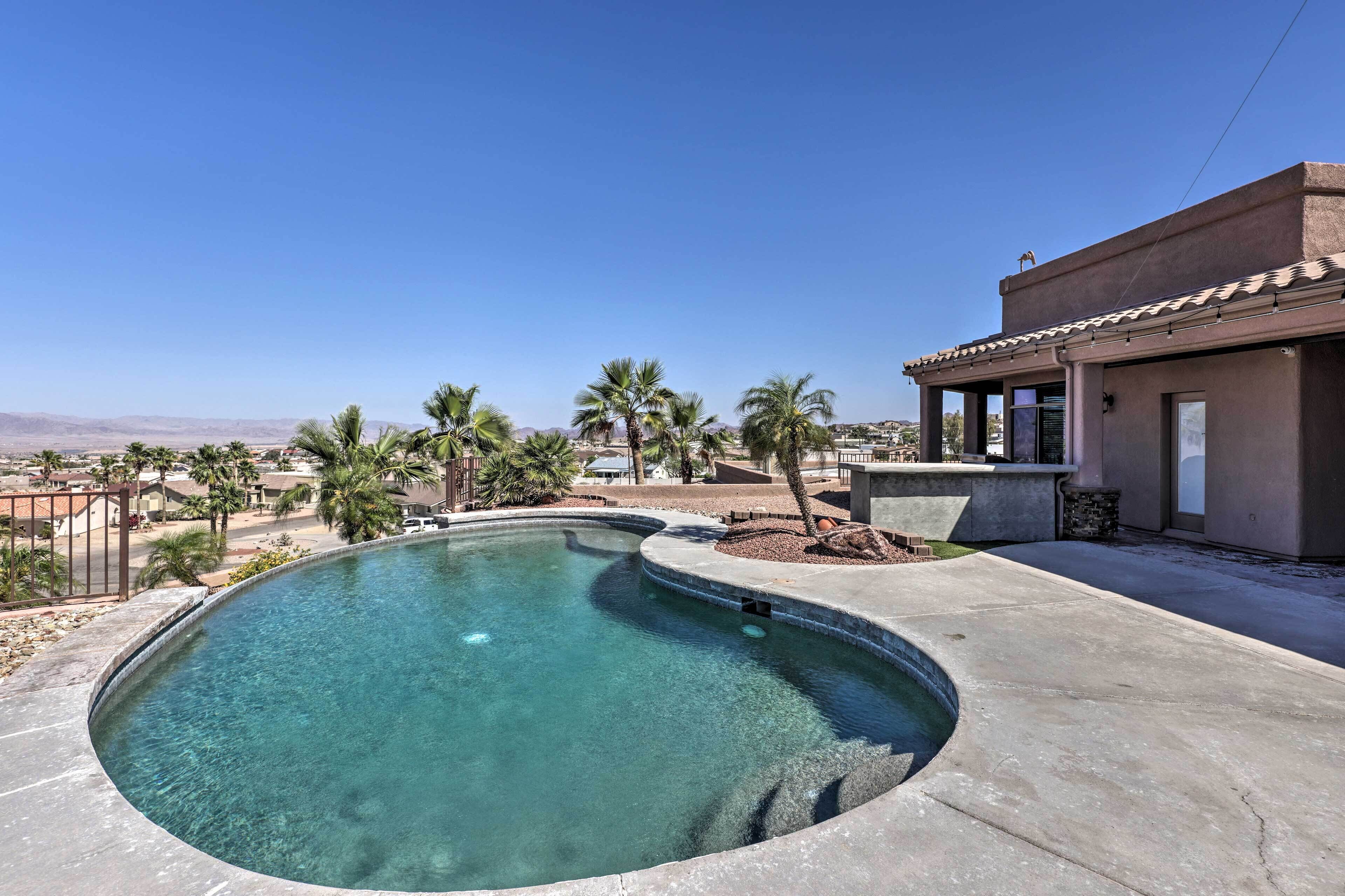 House (5 Bedrooms) | Front of property