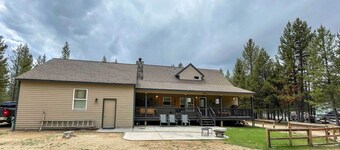 La Pine Hideaway Near Deschutes National Forest!