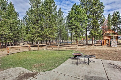 La Pine Hideaway Near Deschutes National Forest!