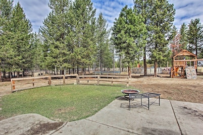 La Pine Hideaway Near Deschutes National Forest!