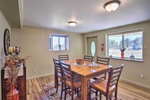 House (4 Bedrooms) | Interior - Hill City Hideaway Near Mt Rushmore & Hiking (Hill City)