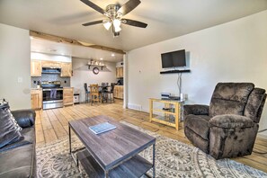 Apartment (1 Bedroom) | Interior - Cozy Townhome: Near Dtwn, Hospital & College! (Pocatello)