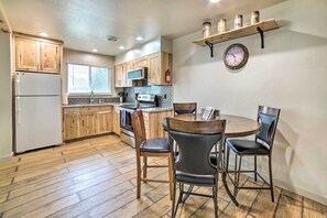 Apartment (1 Bedroom) | Interior