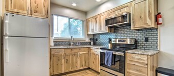 Cozy Townhome: Near Dtwn, Hospital & College!