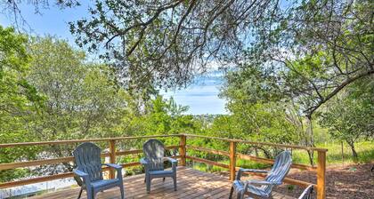 Walk to Main St: Historic Cottage in Sutter Creek