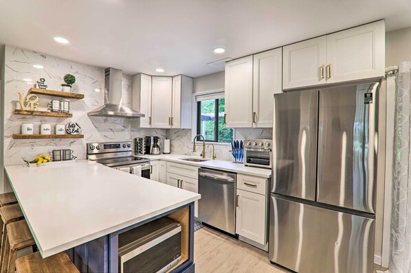 House (3 Bedrooms) | Interior