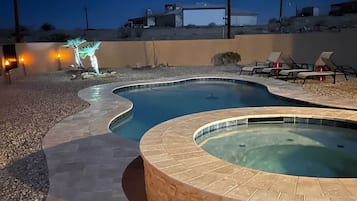 Casa (3 Bedrooms) | Vista frontal de la propiedad
