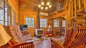 ุงูู
ูุดุฃุฉ ู
ู ุงูุฏุงุฎู