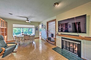 House (4 Bedrooms) | Interior - Riverfront Retreat ~ 4 Mi to Downtown Milwaukee! (Milwaukee)
