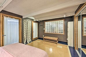 House (4 Bedrooms) | Interior - Riverfront Retreat ~ 4 Mi to Downtown Milwaukee! (Milwaukee)