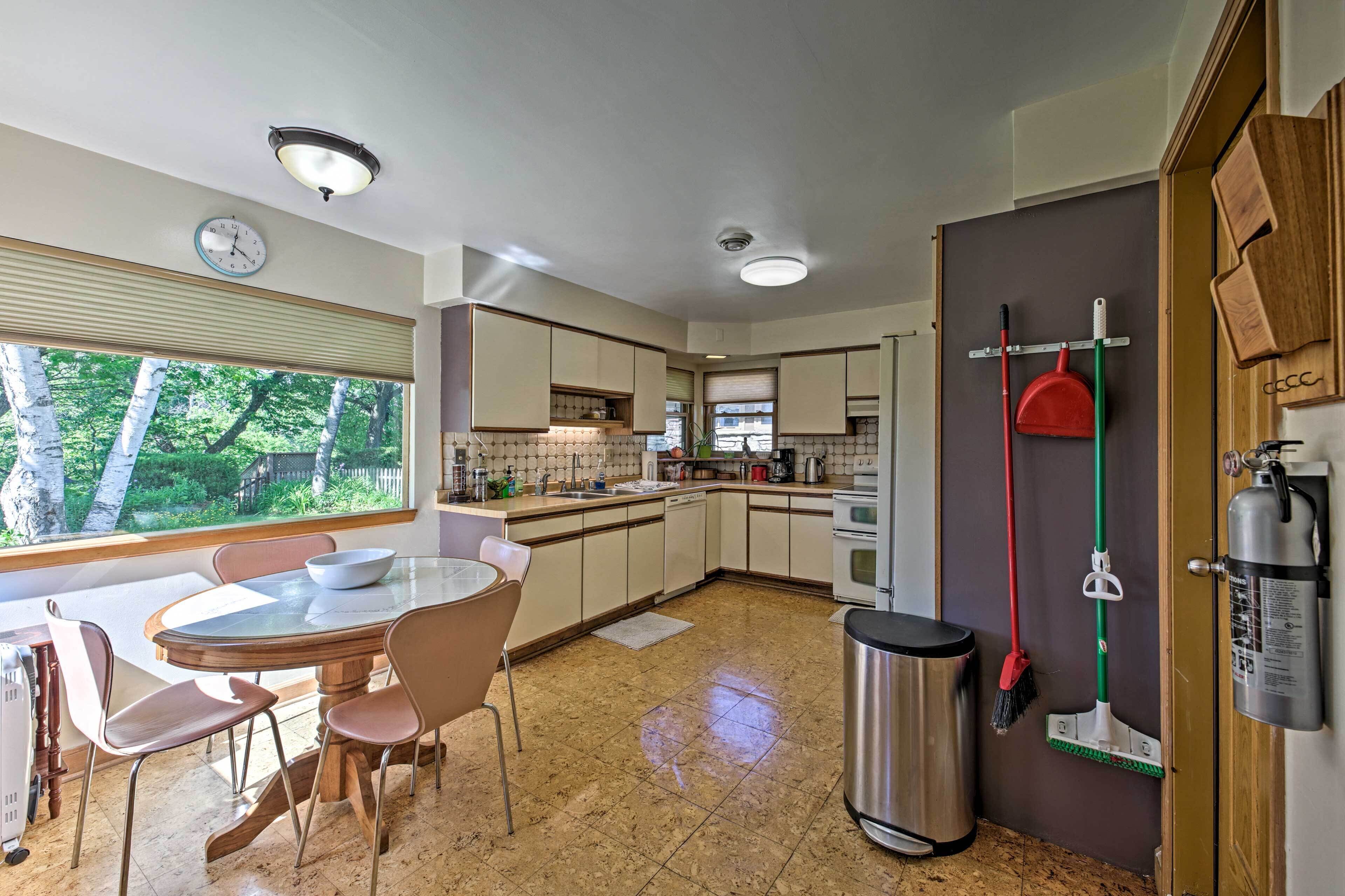 House (4 Bedrooms) | Bahagian dalam