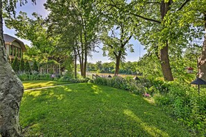 House (4 Bedrooms) | Interior - Riverfront Retreat ~ 4 Mi to Downtown Milwaukee! (Milwaukee)