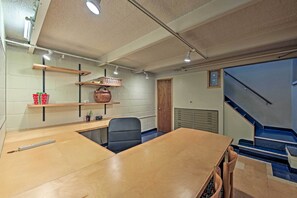 House (4 Bedrooms) | Interior - Riverfront Retreat ~ 4 Mi to Downtown Milwaukee! (Milwaukee)