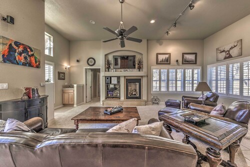 Hot Tub & Deck: Family Ruidoso Retreat!