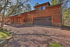 House (3 Bedrooms) | Interior - 2 Decks & Game Room: Expansive Family Cabin (Pinetop)