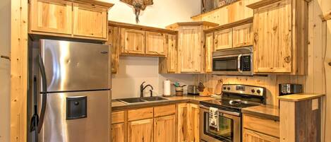 House (2 Bedrooms) | Interior