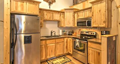 Cabin Near River - Treehouse Masters Stayed Here!