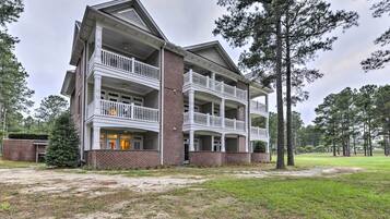 Apartment (1 Bedroom) | Interior