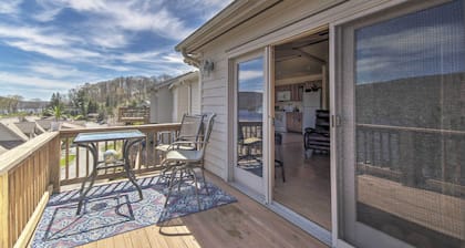 Deep Creek Lake Townhome w/ Deck & Water Views