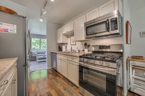 Apartment (3 Bedrooms) | Interior - Harbor Springs Winter Retreat ~ 6 Mi to Skiing! (Harbor Springs)