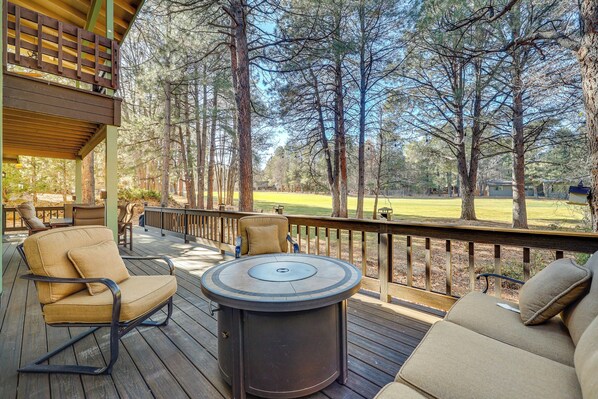 House (4 Bedrooms) | Front of property - 4 Mi to Woodland Lake: 2-story Home w/ Grill (Pinetop)