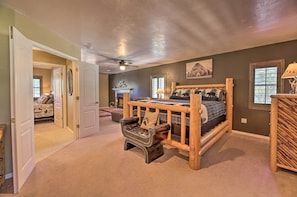 Interior - 4 Mi to Woodland Lake: 2-story Home w/ Grill (Pinetop)