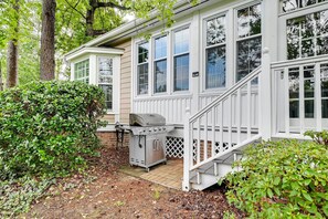 Cottage (2 Bedrooms) | Interior