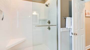 Cottage (2 Bedrooms) | Interior