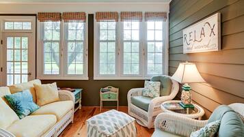 Cottage (2 Bedrooms) | Bahagian dalam