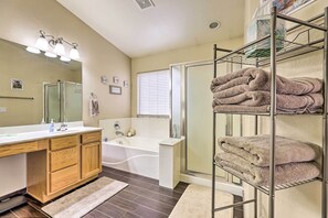 Interior - 5 Mi to Golf Courses: Bbq-ready Surprise Home (Surprise)