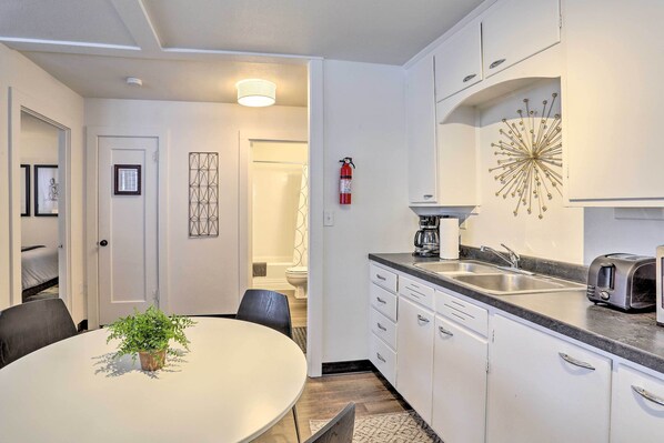 Apartment (1 Bedroom) | Interior