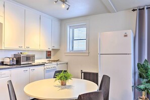 Apartment (1 Bedroom) | Interior