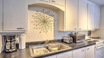 Apartment (1 Bedroom) | Interior