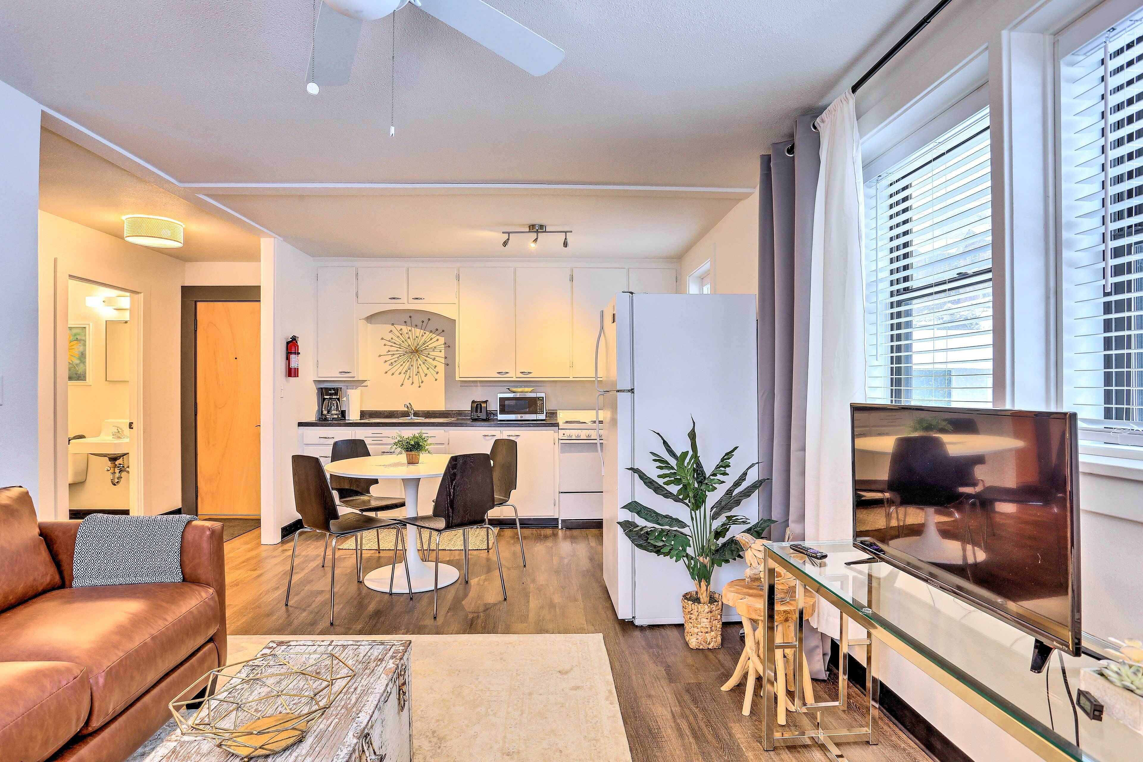 Apartment (1 Bedroom) | Interior
