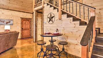 House (1 Bedroom) | Interior