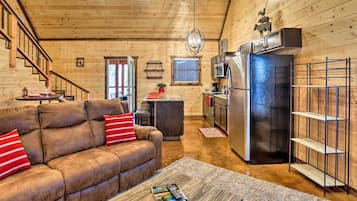 House (1 Bedroom) | Interior